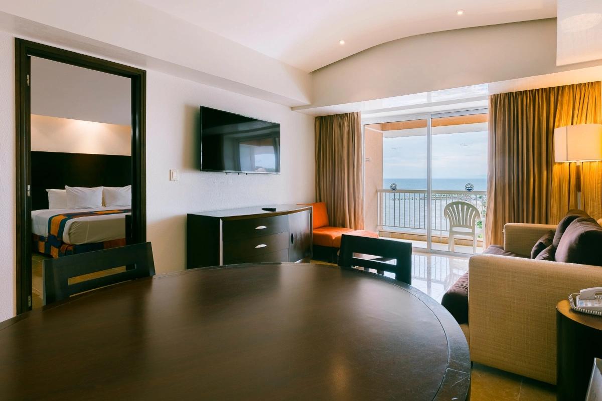 Junior Suite con 1 Cama King y Cocineta Hotel Azul Ixtapa All Inclusive Beach Resort Convention Center Ixtapa Zihuatanejo Junior Suite con 1 Cama King y Cocineta Hotel Azul Ixtapa All Inclusive Beach Resort Convention Center Ixtapa Zihuatanejo