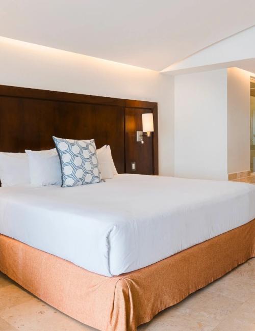 Luxury Suite con 1 Cama King Hotel Azul Ixtapa Grand Resort Spa and Convention Center Ixtapa Zihuatanejo Luxury Suite con 1 Cama King Hotel Azul Ixtapa Grand Resort Spa and Convention Center Ixtapa Zihuatanejo