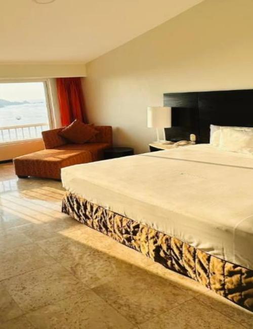 Deluxe Ocean View 1 King Bed Azul Ixtapa All Inclusive Beach Resort Convention Center Hotel Ixtapa Zihuatanejo Deluxe Ocean View 1 King Bed Azul Ixtapa All Inclusive Beach Resort Convention Center Hotel Ixtapa Zihuatanejo