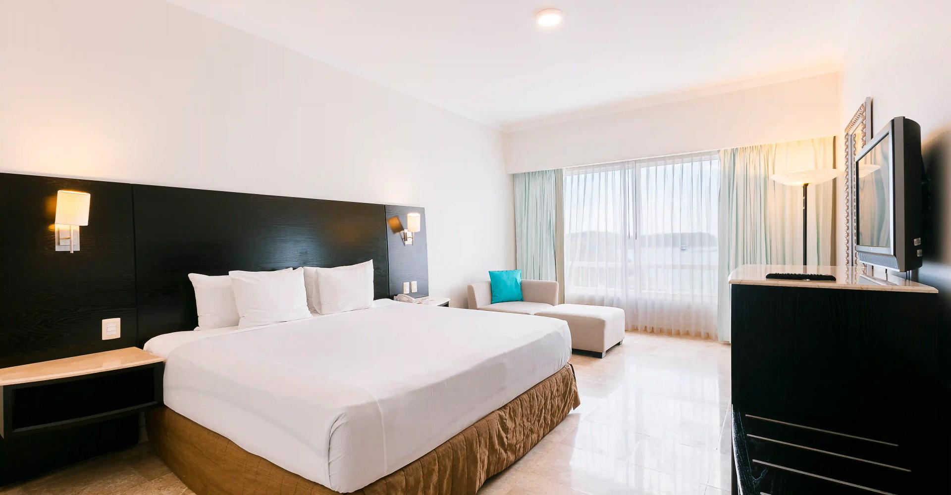 Junior Suite con 1 Cama King y Cocineta Hotel Azul Ixtapa All Inclusive Beach Resort Convention Center Ixtapa Zihuatanejo Junior Suite con 1 Cama King y Cocineta Hotel Azul Ixtapa All Inclusive Beach Resort Convention Center Ixtapa Zihuatanejo