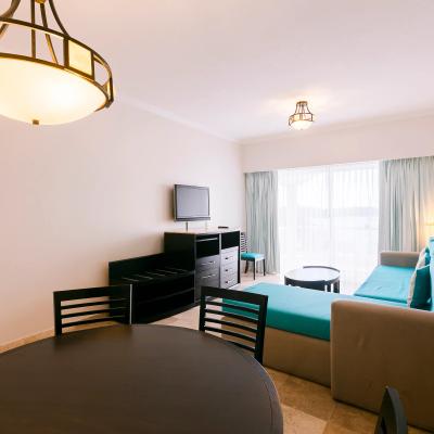 Junior Suite con 1 Cama King y Cocineta Hotel Azul Ixtapa All Inclusive Beach Resort Convention Center Ixtapa Zihuatanejo Junior Suite con 1 Cama King y Cocineta Hotel Azul Ixtapa All Inclusive Beach Resort Convention Center Ixtapa Zihuatanejo