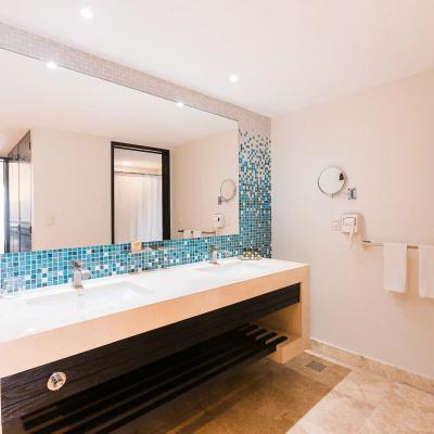 Junior Suite con 2 Camas Queen y Cocineta Hotel Azul Ixtapa All Inclusive Beach Resort Convention Center Ixtapa Zihuatanejo Junior Suite con 2 Camas Queen y Cocineta Hotel Azul Ixtapa All Inclusive Beach Resort Convention Center Ixtapa Zihuatanejo