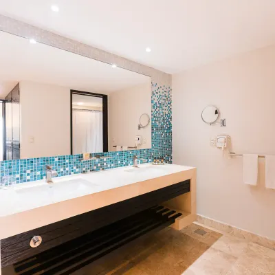 Junior Suite con 2 Camas Queen y Cocineta Hotel Azul Ixtapa All Inclusive Beach Resort Convention Center Ixtapa Zihuatanejo Junior Suite con 2 Camas Queen y Cocineta Hotel Azul Ixtapa All Inclusive Beach Resort Convention Center Ixtapa Zihuatanejo