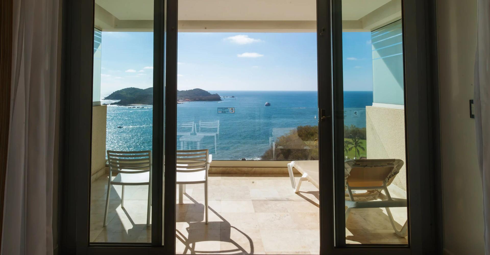 Luxury Suite con 2 Camas Queen Hotel Azul Ixtapa Grand Resort Spa and Convention Center Ixtapa Zihuatanejo Luxury Suite con 2 Camas Queen Hotel Azul Ixtapa Grand Resort Spa and Convention Center Ixtapa Zihuatanejo